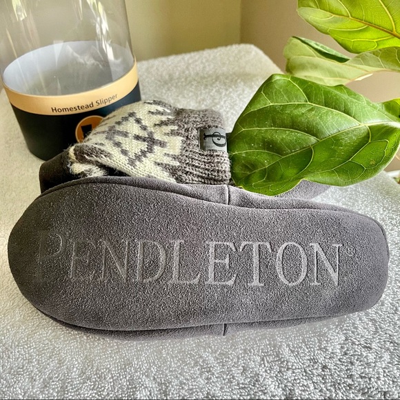 Pendleton Homestead Slippers - Picture 5 of 9